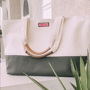 Vineyard Vines Canvas Tote